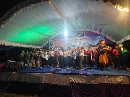 GEBYAR PENTAS SENI HARI KEEMPAT DESA WATUAGUNG KECAMATAN WATULIMO